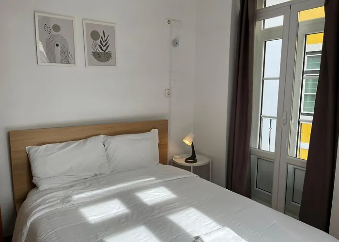 3 Bedroom, 2,5 Bathroom - Bairro Alto Appartamento *
