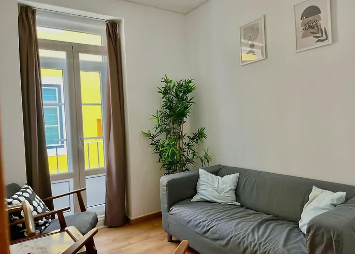 3 Bedroom, 2,5 Bathroom - Bairro Alto *