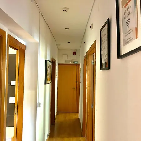 3 Bedroom, 2,5 Bathroom - Bairro Alto Apartmán