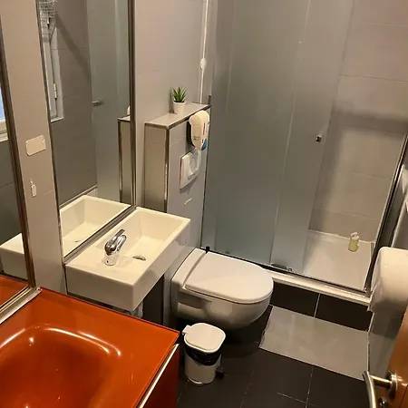 3 Bedroom, 2,5 Bathroom - Bairro Alto Apartmán