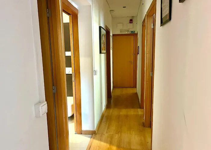 3 Bedroom, 2,5 Bathroom - Bairro Alto *